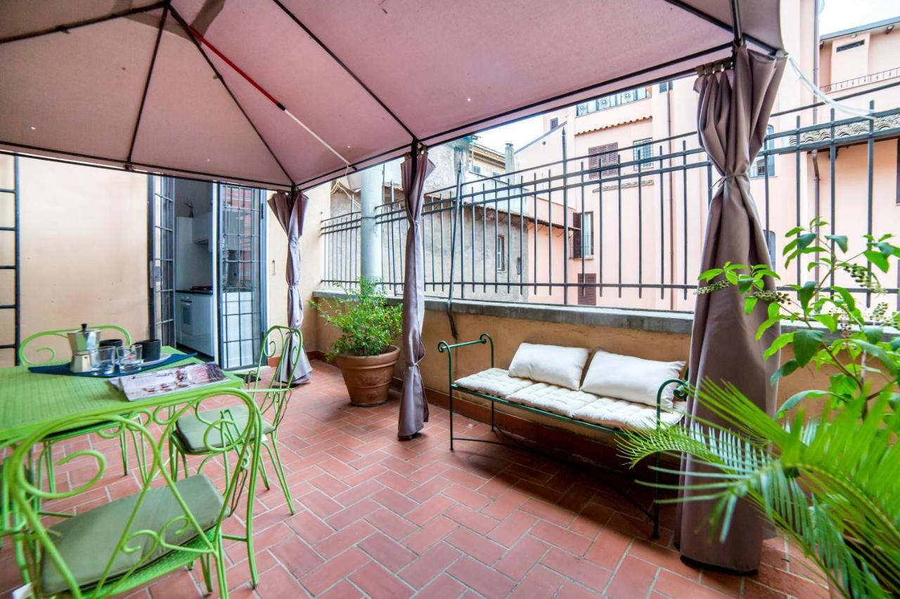 Spacious With Sunny Terrace Near Vatican Apartment