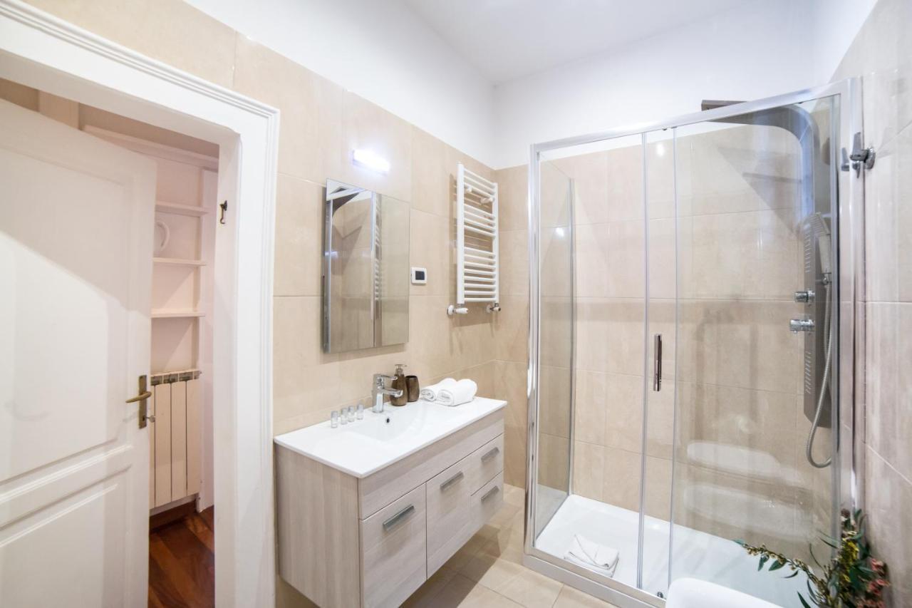Spacious With Sunny Terrace Near Vatican Apartment *